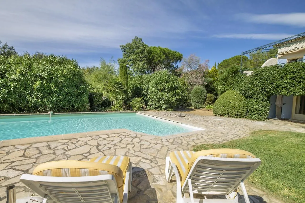Mouramour Grimaud Vila